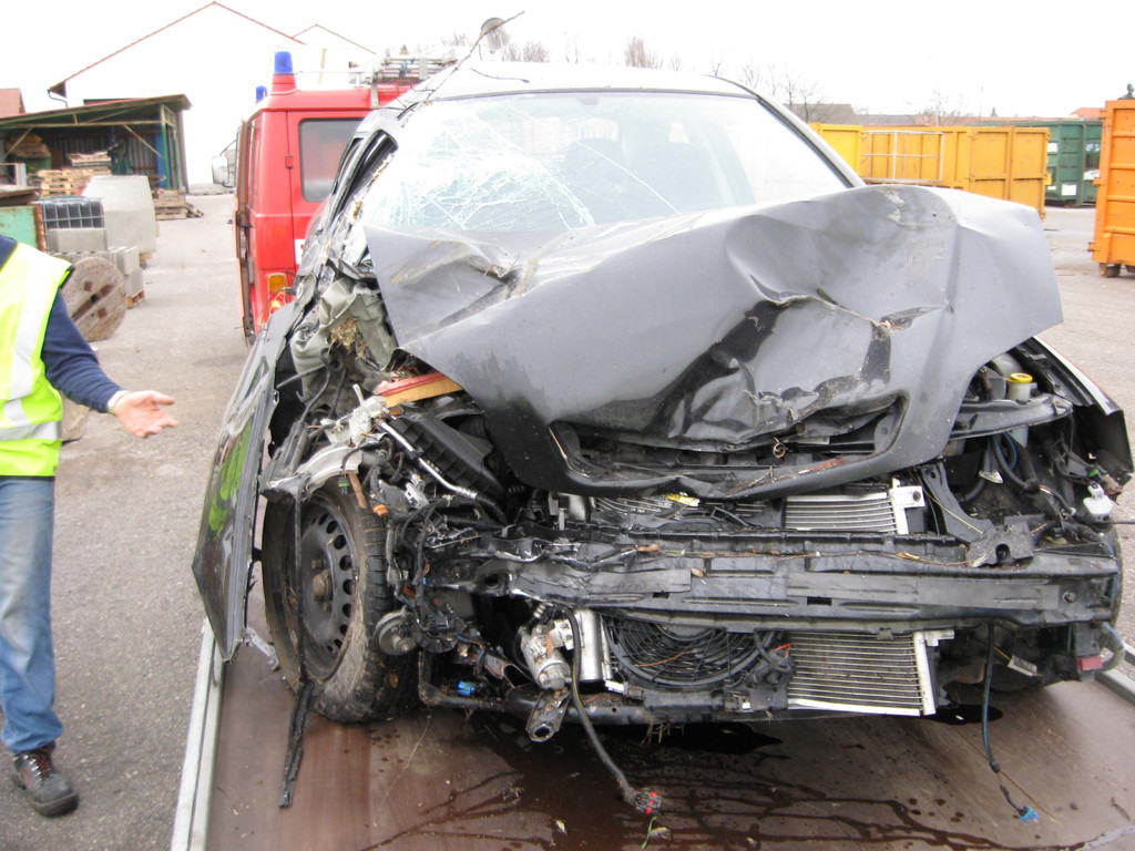 Fahrzeugbergung zwischen Prinzendorf und Steinberg – 2009-11-22
