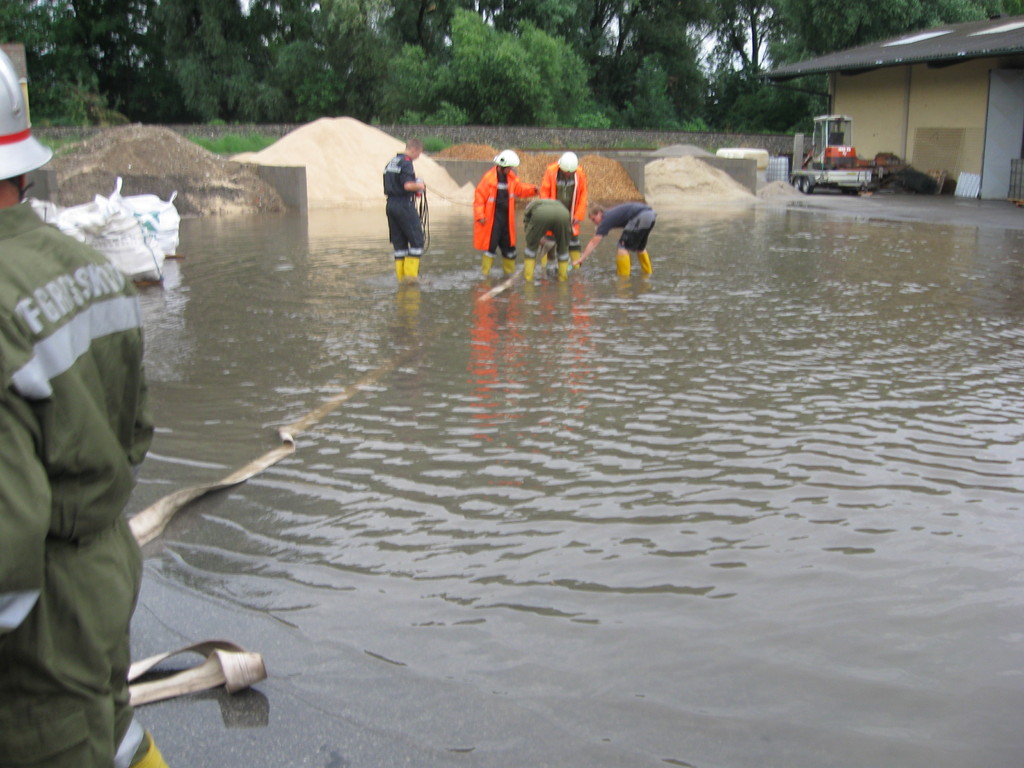 Unwettereinsatz vom 30.06.2011 in Bullendorf und Erdberg – 2011-06-30