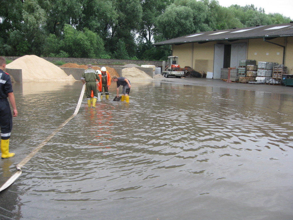 Unwettereinsatz vom 30.06.2011 in Bullendorf und Erdberg – 2011-06-30