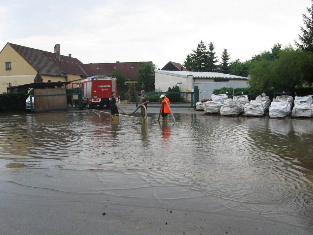 Unwettereinsatz vom 30.06.2011 in Bullendorf und Erdberg – 2011-06-30