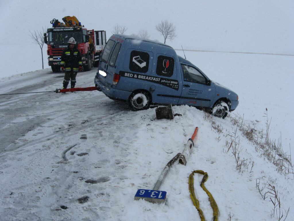 Verkehrsunfall 12.02.2013 – 2013-02-12
