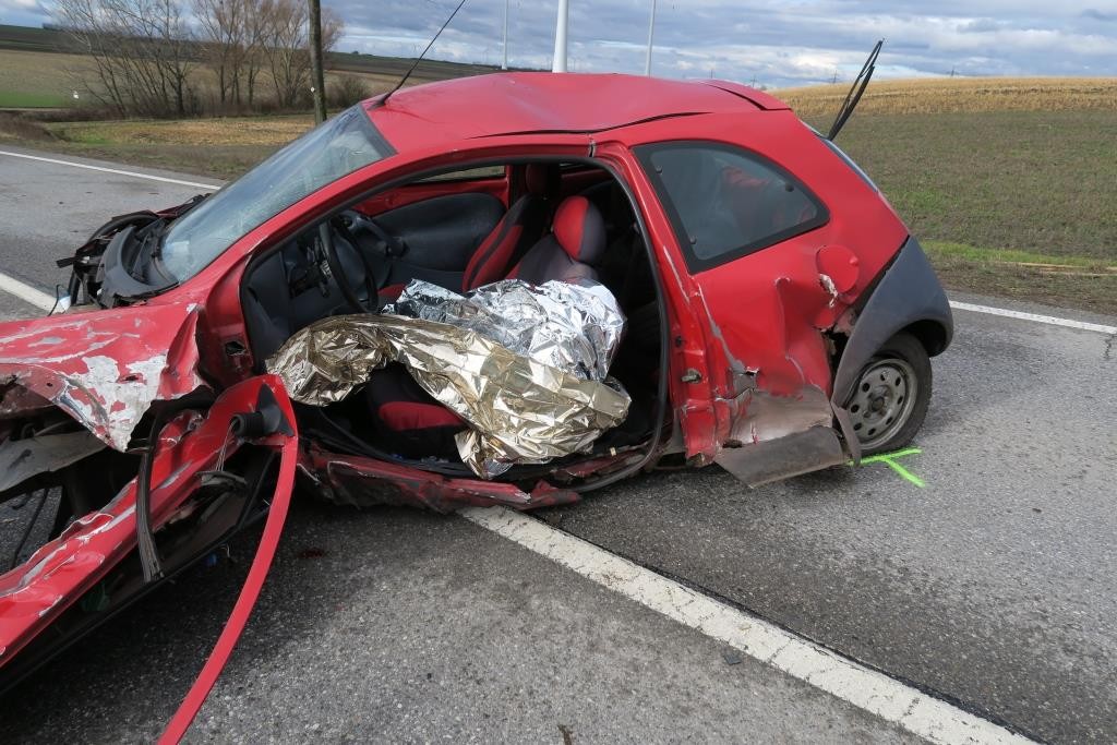 Verkehrsunfall mit Menschenrettung – 2016-02-11