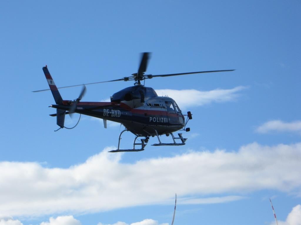 Verkehrsunfall mit Menschenrettung – 2016-02-11