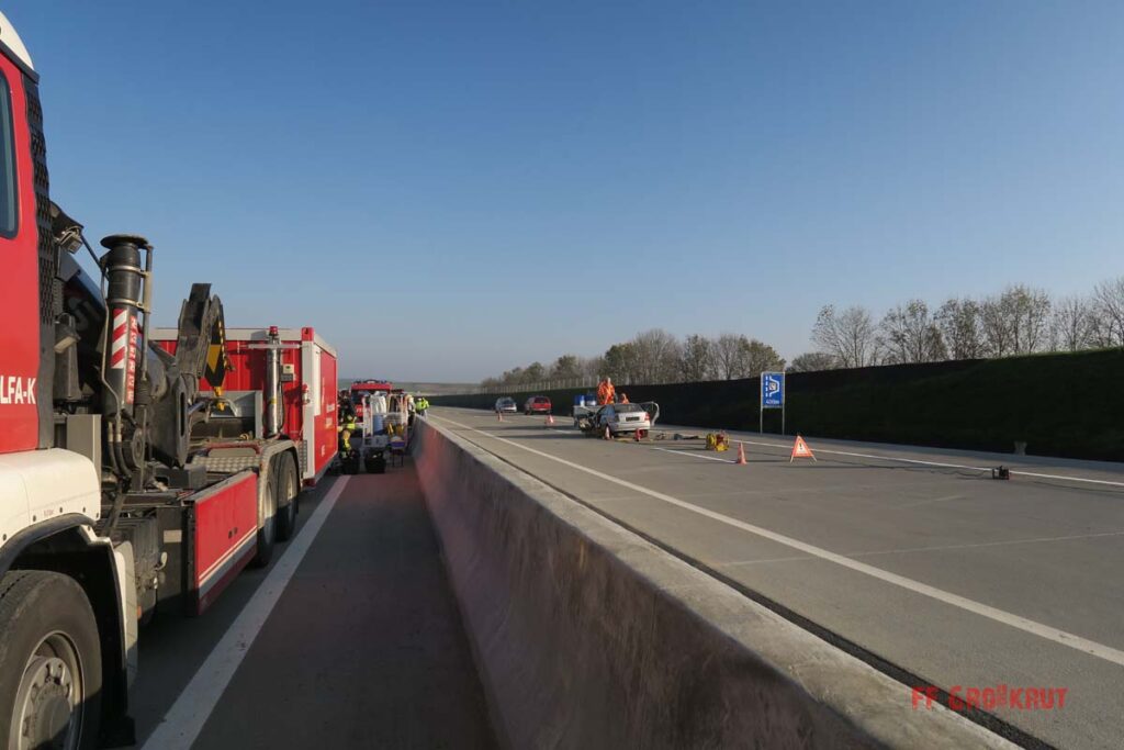 4.11.2017 Schadstoff Viertelsübung auf der A5, Anschlussstelle Großkrut