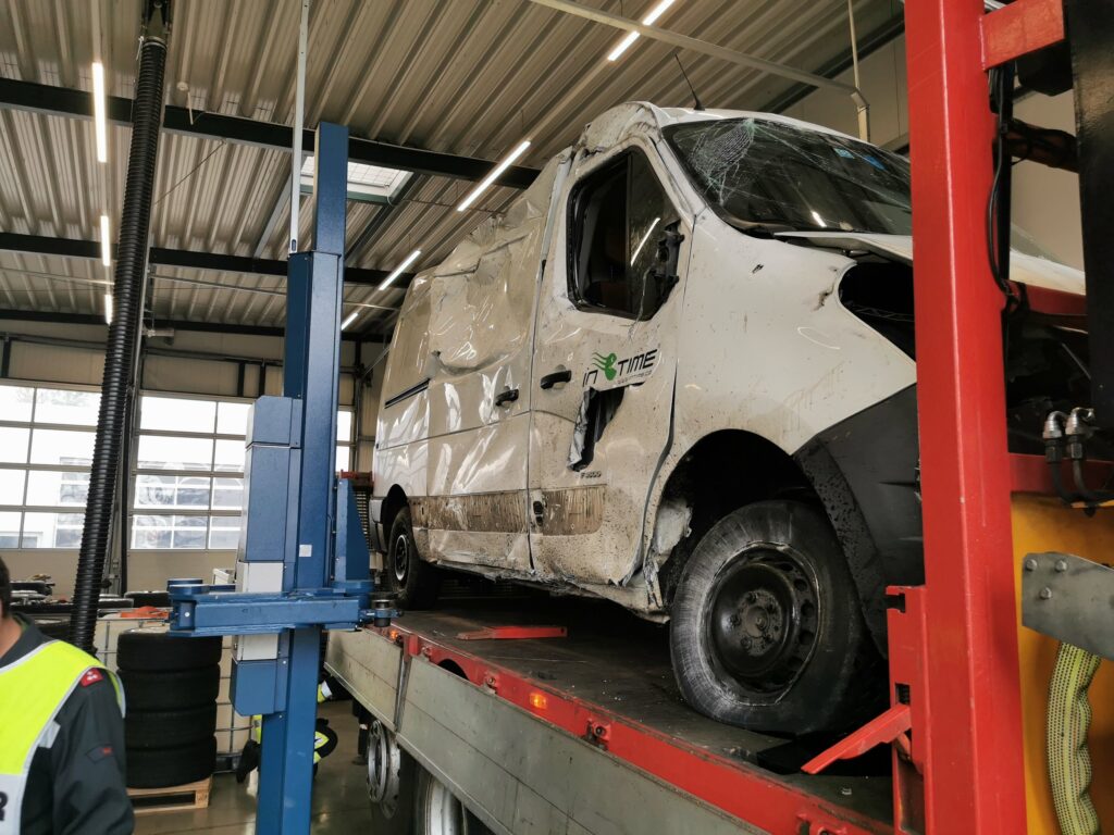 Klein LKW Bergung – 2020-10-28