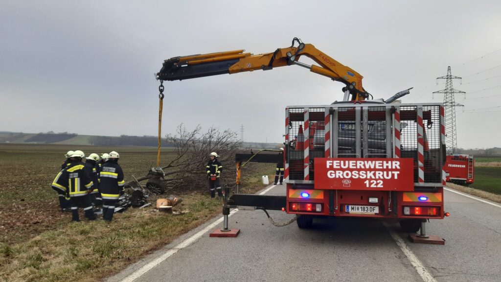 Verkehrsunfall mit Menschenrettung – 2021-11-21