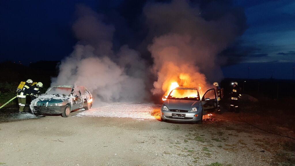 Löschübung Fahrzeugbrand