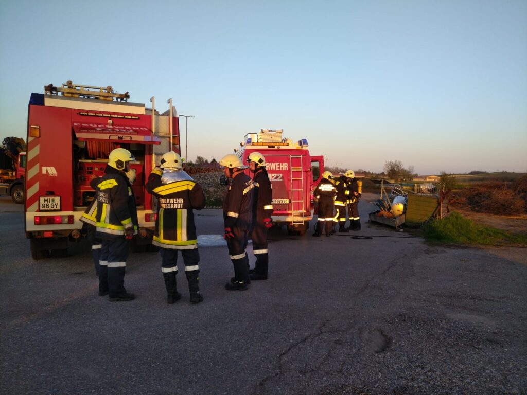 Löschübung Fahrzeugbrand