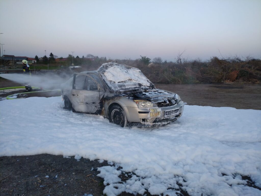 Löschübung Fahrzeugbrand