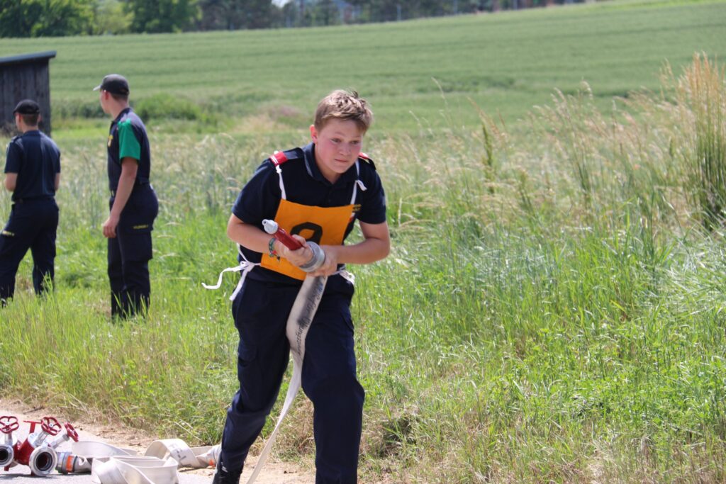 Pokal für die Feuerwehrjugend Großkrut, Pyhra