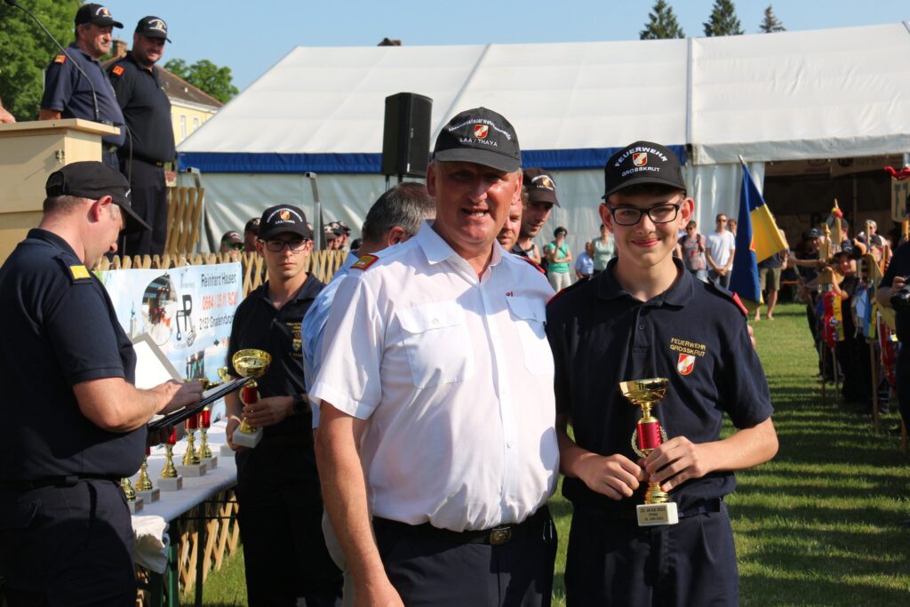 Pokal für die Feuerwehrjugend Großkrut, Pyhra
