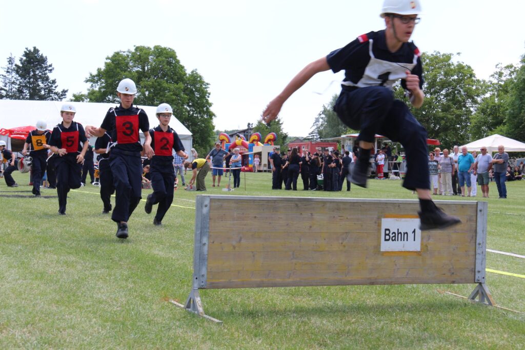 Pokal für die Feuerwehrjugend Großkrut, Pyhra