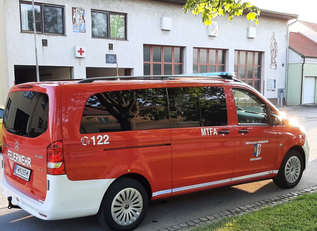 Das neue Mannschaftstransportfahrzeug ist nun endlich da: