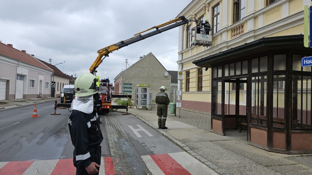 Übung in der Schule Hausbrunn