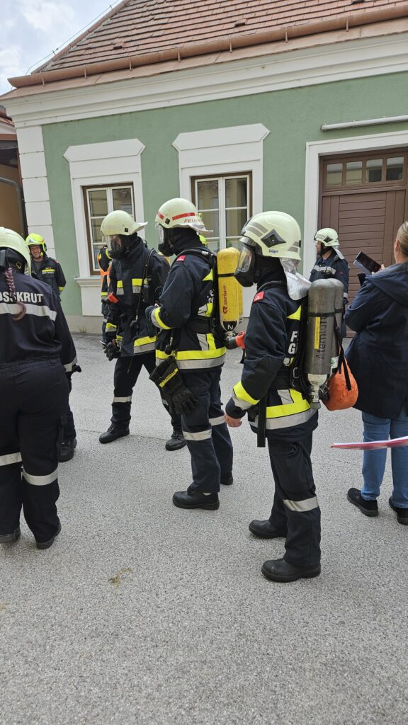 Übung in der Schule Hausbrunn