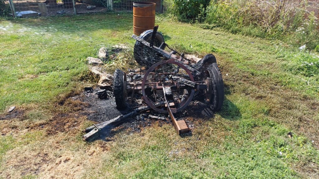 Brand eines Landwirtschaftlichen Fahrzeugs – 2024-08-20