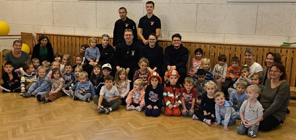 Besuch der Feuerwehr im Kindergarten