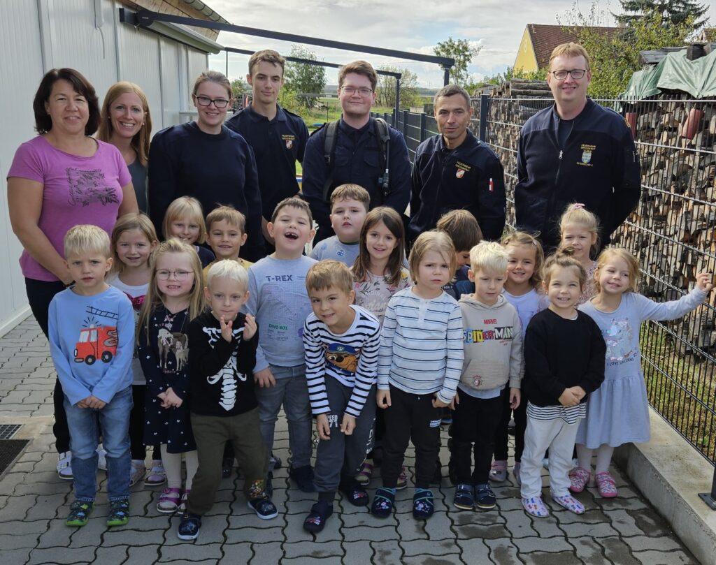 Besuch der Feuerwehr im Kindergarten