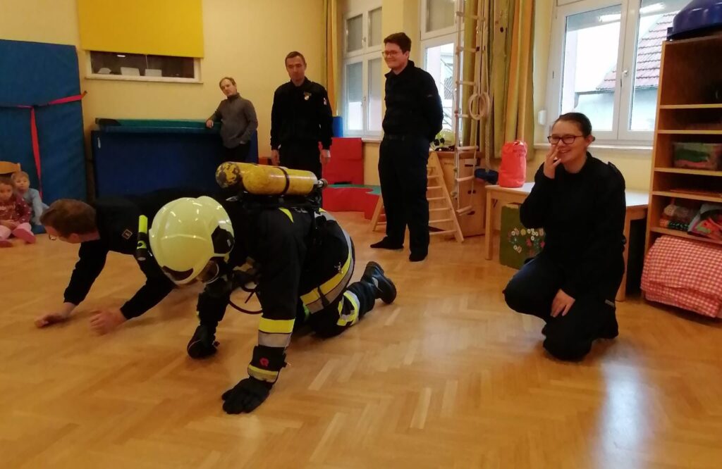 Besuch der Feuerwehr im Kindergarten