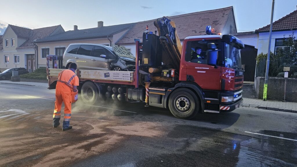 Fahrzeugbrand PKW – 2026-04-17